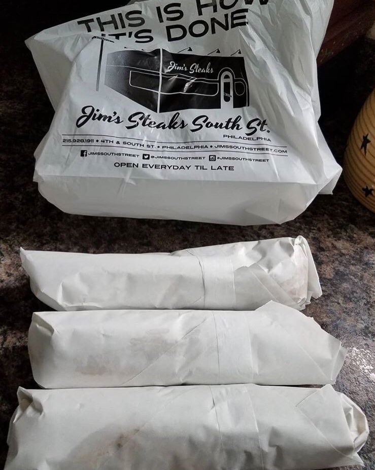 JimsSouthStreet's tweet photo. Eat in or take out! #PhillyClassic https://t.co/fW3rITYTGC
