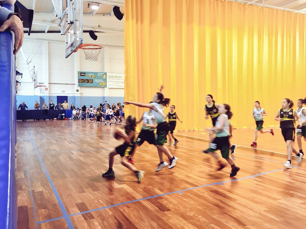 ASRBasketAlmeda's tweet photo. 🏀 #MFBALM 60 - @cblesfranqueses 71
Seguim creixent partit a partit!!
#adnAlmeda #jornadaAlmeda #basketAutèntic https://t.co/JdLcMpuSxB