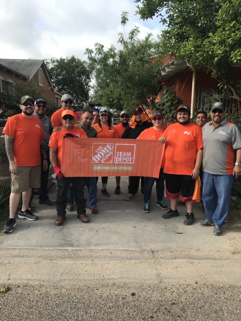 Team 6540 Laredo getting ready for  our 1st Team Depot event of the Season.  So proud of our associates doing what we do BEST-taking care of people and our community!!!!
#supportingourveterans