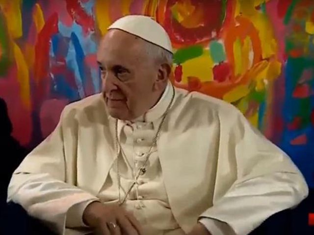 Haceinstantes's tweet photo. .@Pontifex_es  le envió un mensaje a los jóvenes de la Villa 31. ¡Mirá qué les dijo, aquí! 👉https://t.co/etWeiPGx8C https://t.co/jATBA6TZwA