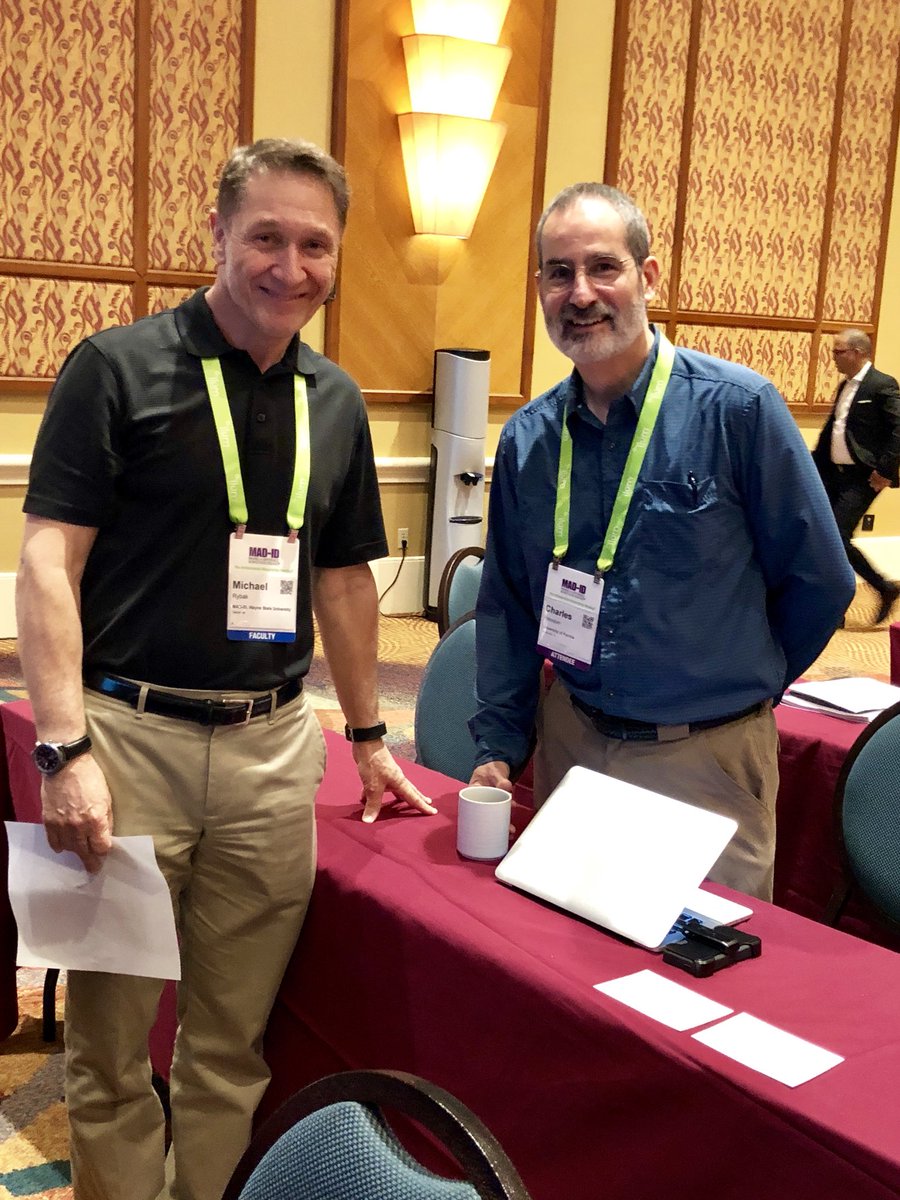 helennewland's tweet photo. Mike Rybak and Chuck Peloquin at #MADID18. #Legends https://t.co/cUpqR72Dqf