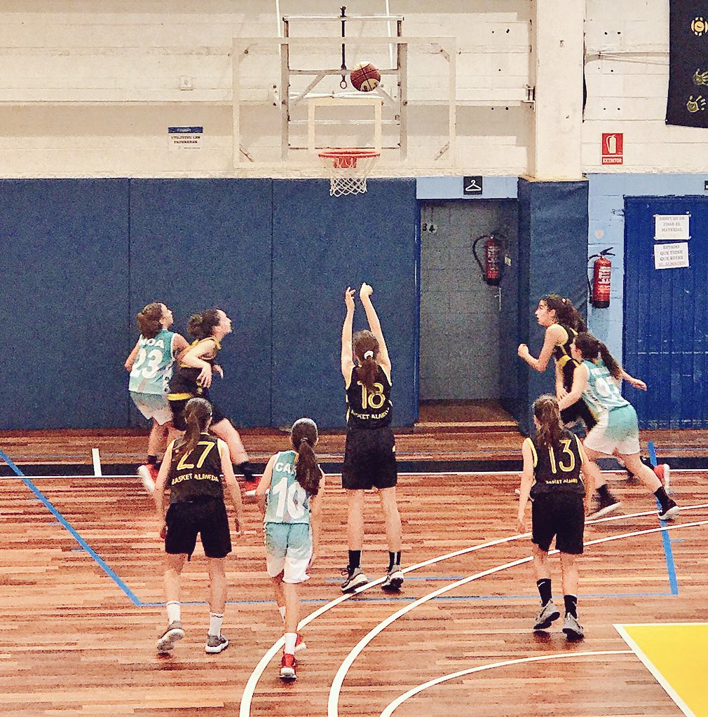 ASRBasketAlmeda's tweet photo. 🏀 #MF06ALM 80 - @CBFCERDANYOLA 61
#adnAlmeda #jornadaAlmeda #basketAutèntic https://t.co/JAo17vtlyv