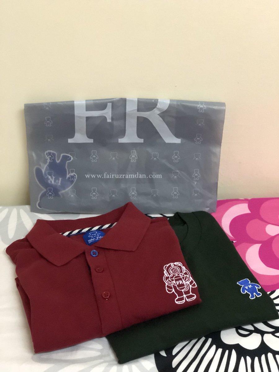 AbasHafizz's tweet photo. Thanks so much my lovely wifey !! Susah-susah je bagi hadiahππ Nice outfit from @itsfr cutting memang baekkkkk β€οΈβ€οΈ
#adekdahtua #turn28 #birthdayboy #nakjadibapakorangdah #13may https://t.co/4yQ9twF6A2