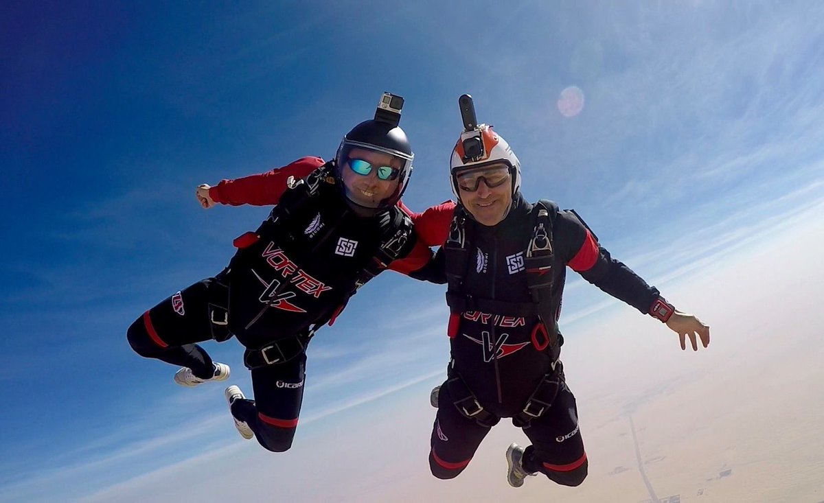 ParachutSystems's tweet photo. Are you geard up for the summer? #parachutesystems #skydive #greatgear #getcustom #haveityourway https://t.co/YqYhWSsIEb
