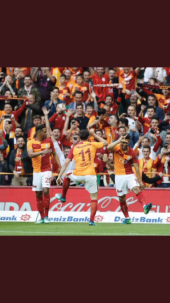 SnR_1905's tweet photo. Tebrikler GALATASARAY’ım 👏👏
#Hedef21
#SaldırGALATASARAY
#TebriklerGalatasaray
#90dk https://t.co/vyY7eZzVPh