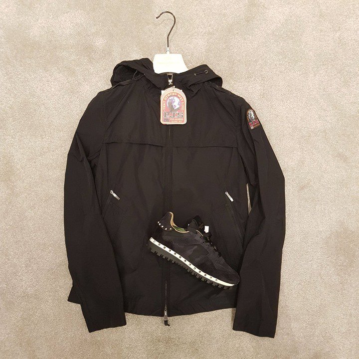 ConcreteStudio_'s tweet image. LADIES... Weekend Essentials--&amp;gt; SHOP IN STORE and on our website at designerboutique.co.uk // open until 5.30pm tomorrow // #liverpool #summer #weekendessentials #nightsout #theweekend