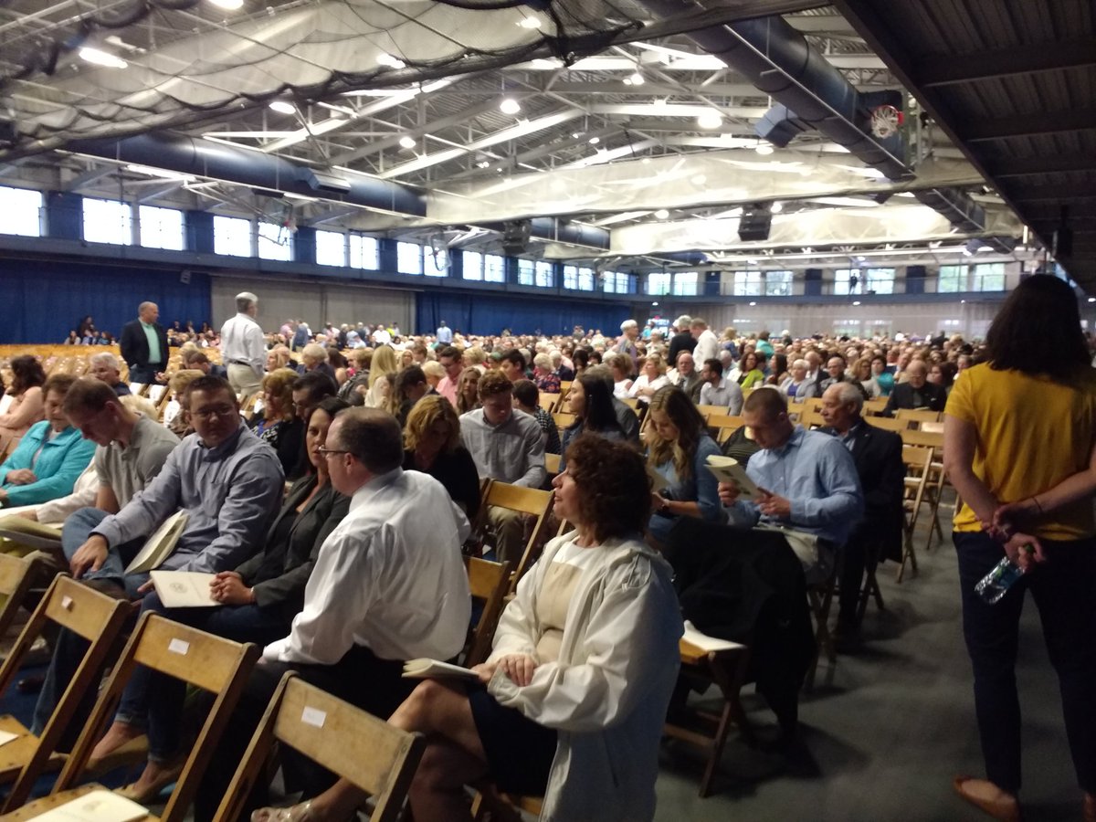 DrummLorri's tweet photo. The Wise Center is abuzz with excitement. #ACGrad18 https://t.co/s5GY7BlOoT