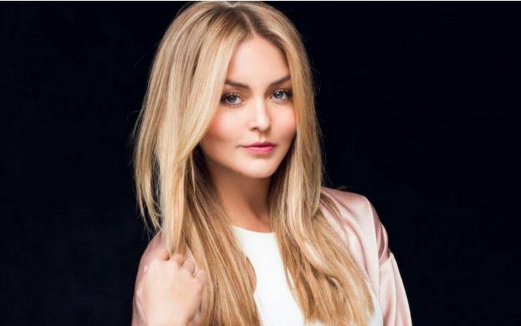 PRODU's tweet photo. La actriz @Anboy88 podría protagonizar #Contracara, la nueva producción de @Televisa, que escribe @Leonardo_Padron https://t.co/5KiN8HntrQ #México @TeamBoyer https://t.co/WmNL2M5zyA