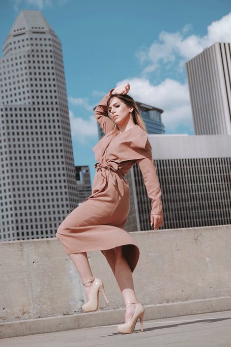 &ldquo;Nothing is more dangerous than a beautiful woman who is focused and unimpressed &ldquo; https://t.co/oujc