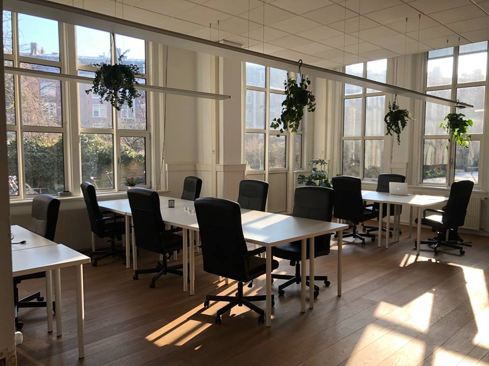 MySoundSafe's tweet photo. We knallen met MySoundsafe en Altos uit de voegen, en verhuizen naar een eigen kantoor! Vanaf deze maand kun je ons vinden op de Oude Gracht 27 in Utrecht.

Onze desks op de Stadhouderskade 60 @Ligo in Amsterdam zijn nu beschikbaar, en gaan weer in de verhuur. PM even voor info! https://t.co/uXijUXguWr