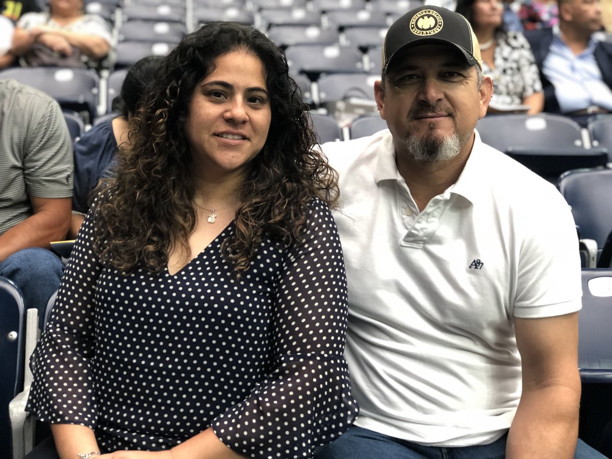EAST_ECHS's tweet photo. @EAST_ECHS  Parents are here Graduation Day is here! #wearehcc #earlycollege @HoustonISD  @hccchan  @HCCFraga #HCCGraduation2018  @HCCDistrict  @HISDEastArea  @SuarezRebecca https://t.co/wNGlvzYWb5