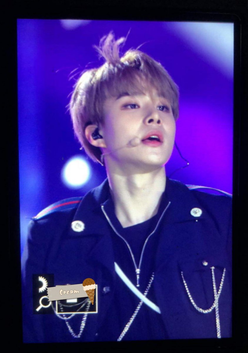 cream__9802's tweet photo. 180512 드림콘서트
#JUNGWOO #NCT #NCT2018 #정우 https://t.co/K1NK3TfjaU