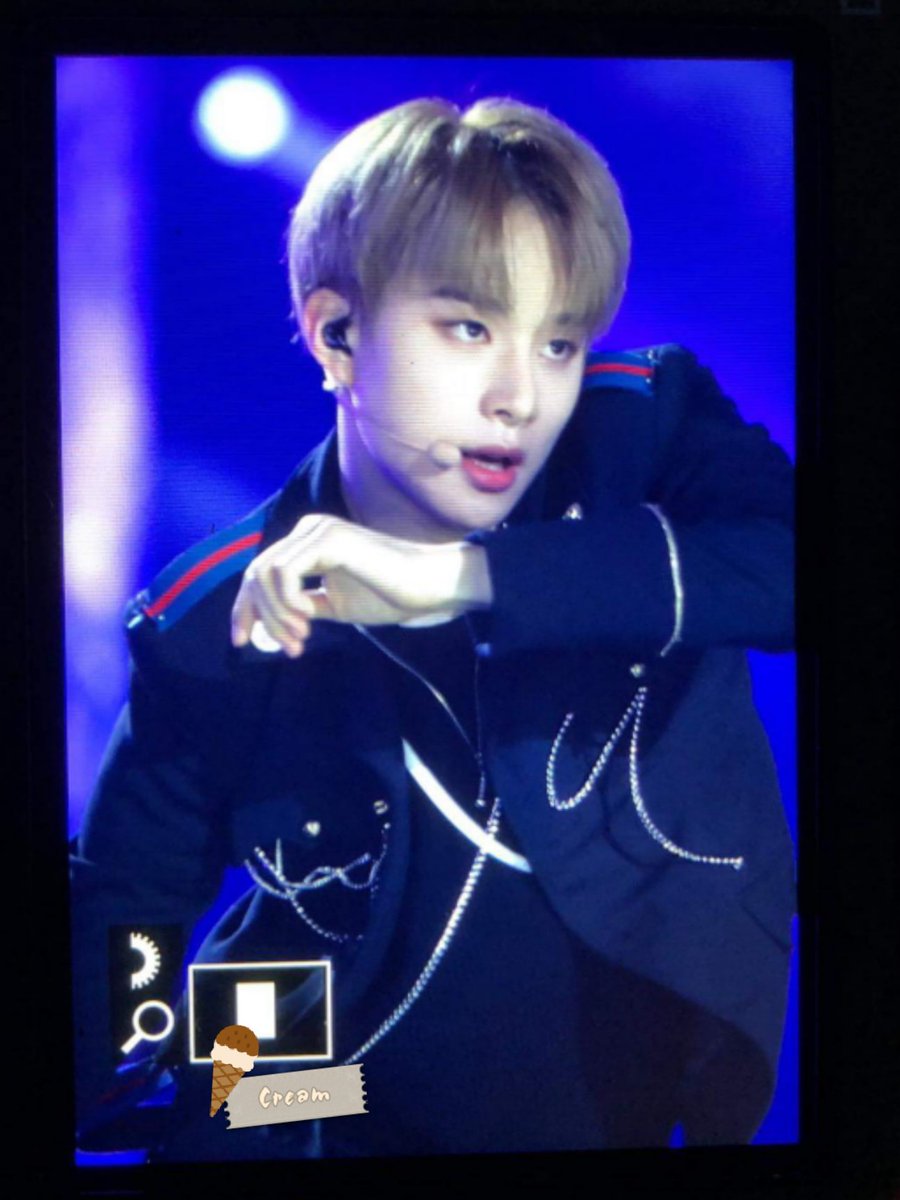 cream__9802's tweet photo. 180512 드림콘서트 preview
#정우 #JUNGWOO #NCT #NCT2018 https://t.co/fHgtGKMoyx