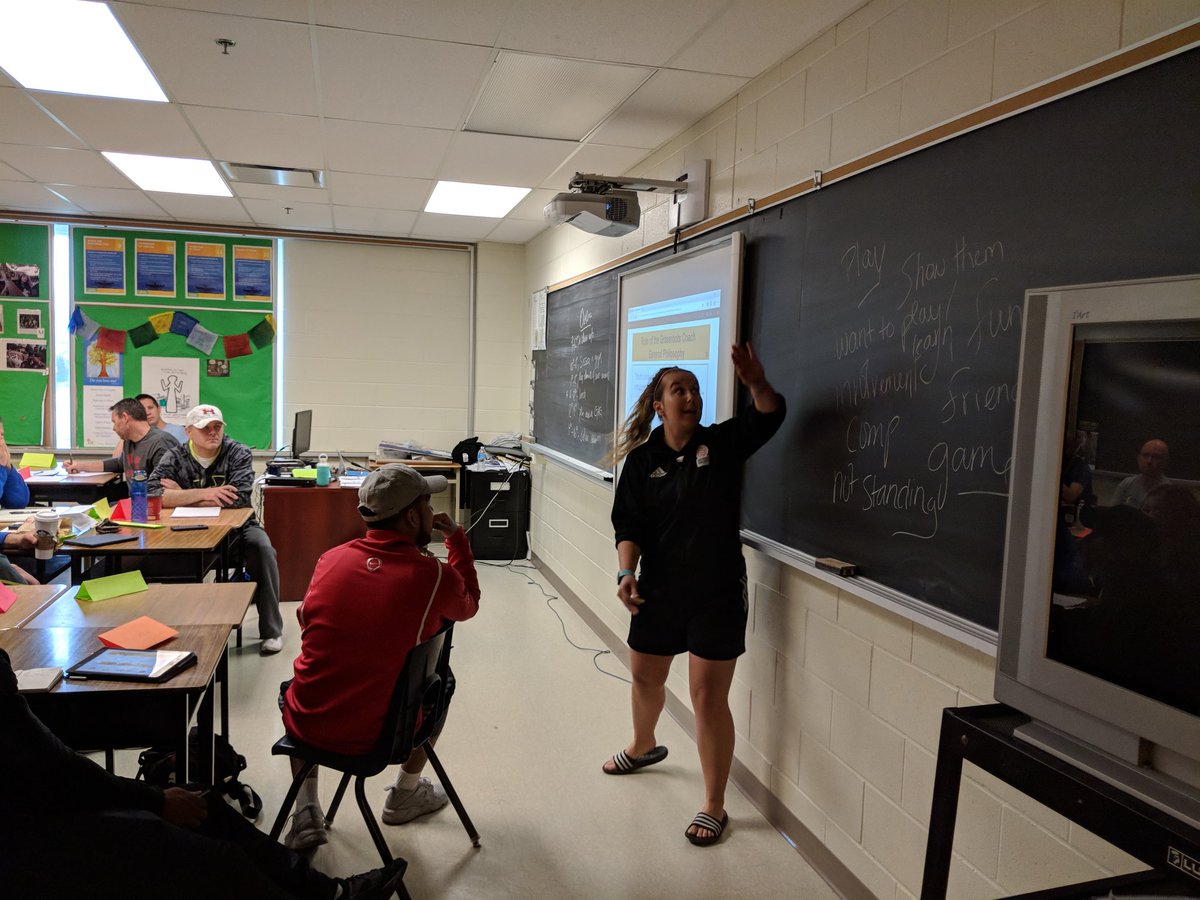 burlsoccer's tweet image. Lots of eager prospective coaches at the @OntarioIsSoccer #LearntoTrain course we&apos;re hosting at Corpus Christi SS in Burlington! Great work @embraceability coach Chloe!

#coaching #learning #teaching #soccer