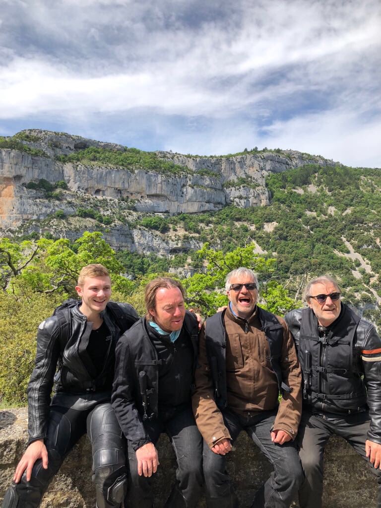 serge_morelli's tweet photo. Rallye Moto @LeClub14 2018 autour du Mont Ventoux : entre coquelicots, vignes et oliviers. Juste magnifique ! @mbebear @guendon_michel https://t.co/nFIJjs14Mr