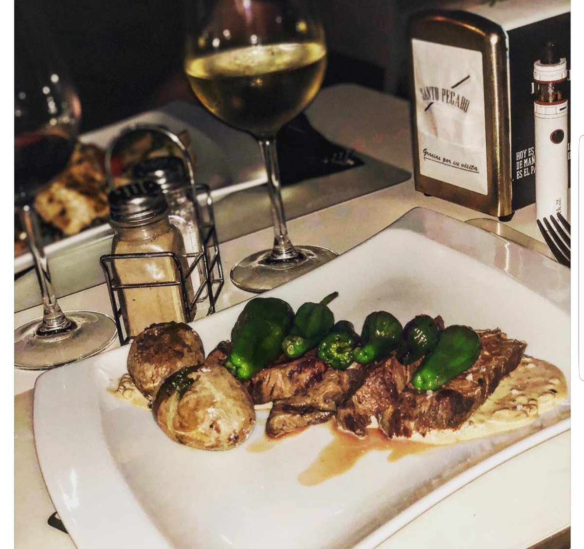 WildchildSings's tweet photo. TENERIFE , #SPAIN 

SANTO PECADO GASTROBAR 
bar and grill  
#acceptslitecoin
#acceptscrypto 

Calle San Francisco, Nro 16, 38002 Santa Cruz de Tenerife

#whotakescrypto #litecoin #ltc
#cryptorestaurants 
#litecoinNation #btc 
#paywithlitecoin #travel
#litecoinfam
#LitecoinStrong https://t.co/EkE2J9z565