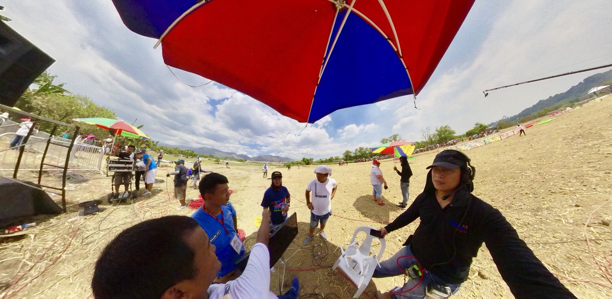 Always love working with these guys, hot 40 degree sun notwithstanding. Salamat po ulit Eat Bulaga. <a href="/mainedcm/">Maine Mendoza</a>
