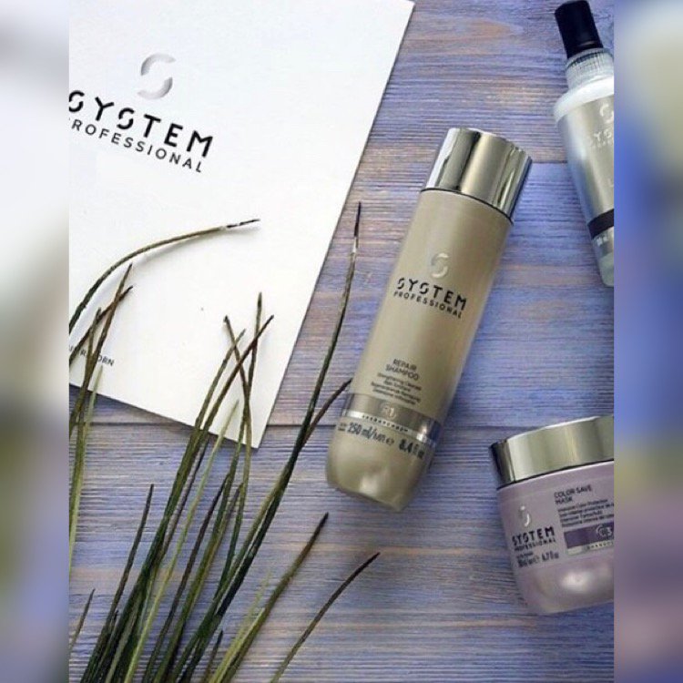 SalonEM_boston's tweet image. Wake up call! Is your hair ready to glisten this summer? Whether you need to spruce up its luster or repair some damaged strands, @SPSystemPro can help. Come visit and take a personalized hair test! #MyEnergyCode