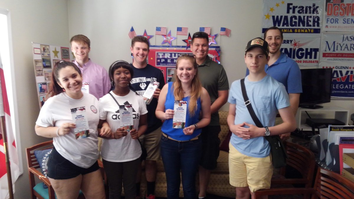StephenSadlerSA's tweet photo. Great turnout this morning with more to come! These young republicans are going out into their community in #VA02 in order to help our Congressional Republicans #LeadRight and keep the house for our #PaycheckPresident https://t.co/viIkcpI4NI