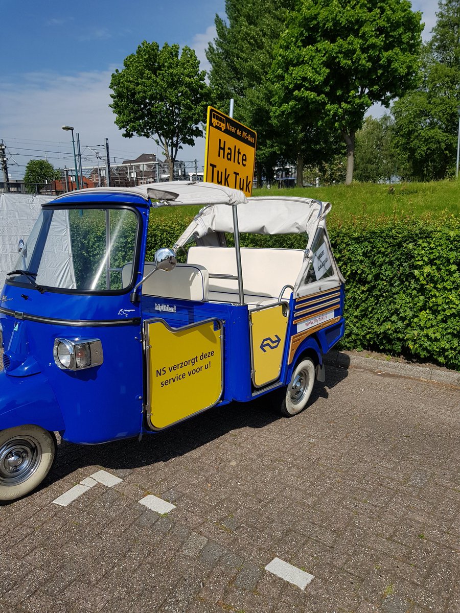 Ronaldeninge's tweet photo. Met de cabrio tuktuk van #mytuk in #Woerden rijden voor de #NS . Lekker hoor, veel blije mensen! https://t.co/i2oV1JapLA