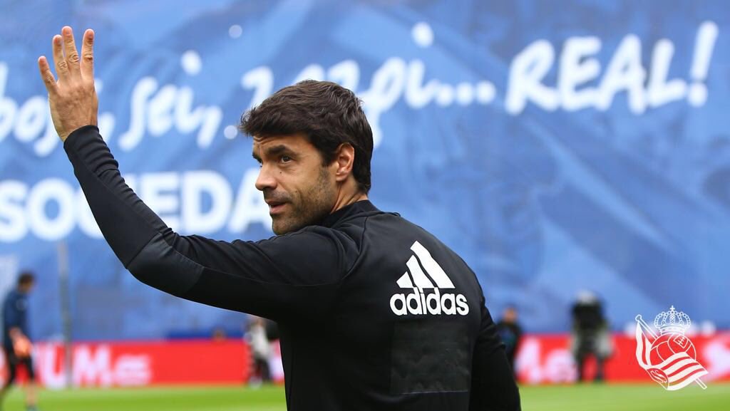 RealSociedadEUS's tweet photo. Ohore Xabi eta Txarly! #EskerrikAskoXabietaTxarly https://t.co/LzZX4N1PjW