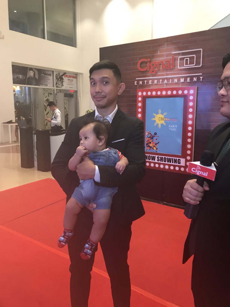 InqEnt's tweet photo. #CineFilipino2018 Best Supporting Actor Nico Antonio brings second son Jacob to an interview on the red carpet. #KwentoAngHari2018 | @bayanisandiego https://t.co/3Ir9kIKgTj