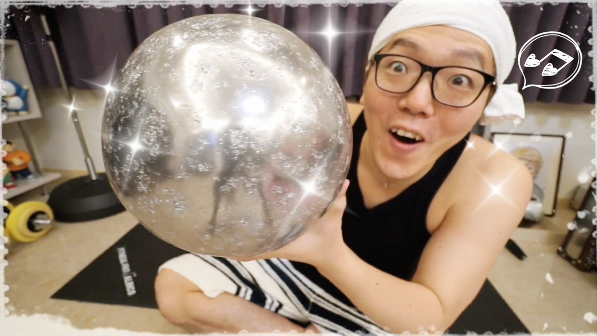 ট ইট র 𝕂𝔸𝕂𝕆𓂅 Hikakinさん超巨大なアルミホイル玉作りお疲れ様でしたー ˊᗜˋ 大変な作業のあとは編集 ホントに楽しくてあっという間に観てしまいました キラキラなアルミホイル玉とhikakinさんの瞳もキラキラして見えました 素敵な動画でした