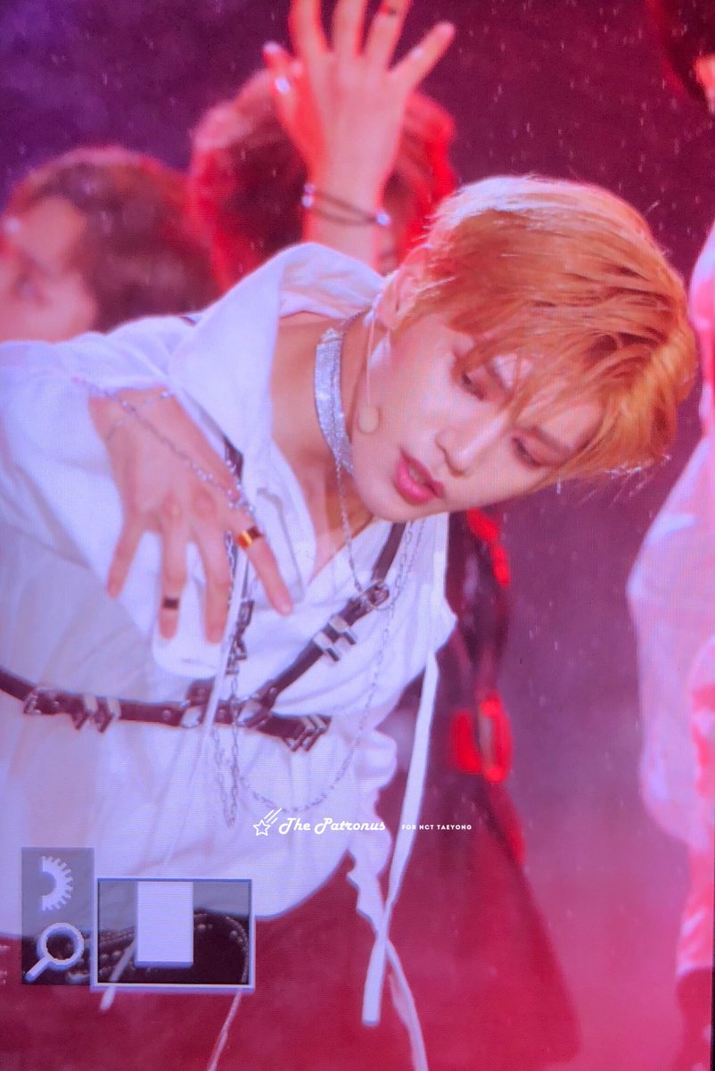 patronus0701's tweet photo. 180512 드림콘서트 #태용 #TAEYONG  🔥 https://t.co/w1zUbZtuU0