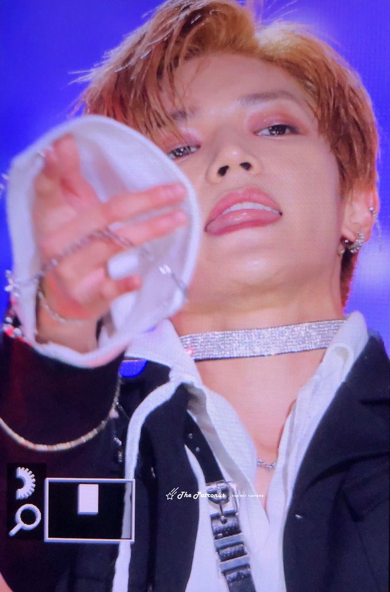 patronus0701's tweet photo. 180512 드림콘서트 #태용 #TAEYONG  🔥 https://t.co/w1zUbZtuU0