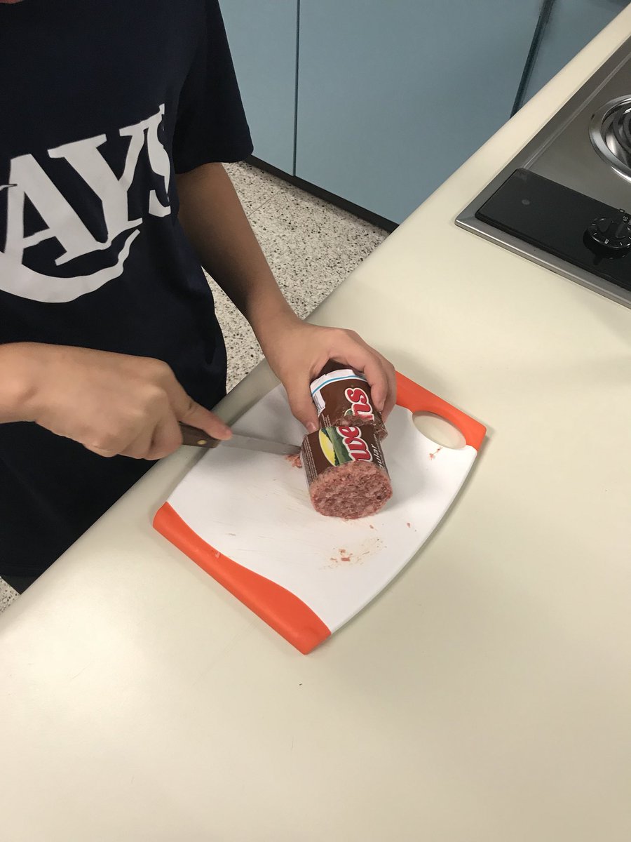 Smith__Amy's tweet photo. My Ss had hands on cooking in the lab this week. Breakfast tacos were a hit & they even shared with their favorite teachers for #TeacherAppeciationWeek. #buildingsuperCubs #KleinPartyPopperMoments https://t.co/4MXyRrmjoK