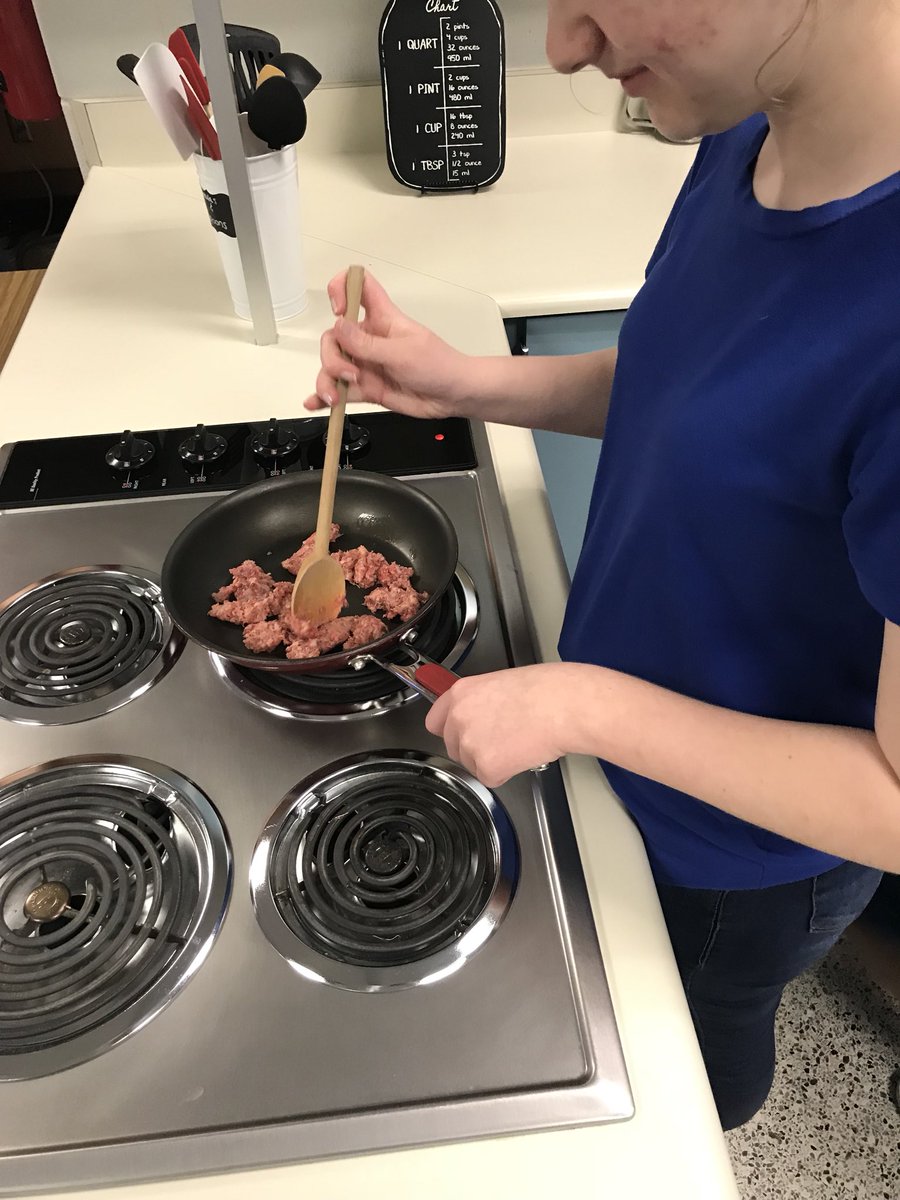 Smith__Amy's tweet photo. My Ss had hands on cooking in the lab this week. Breakfast tacos were a hit & they even shared with their favorite teachers for #TeacherAppeciationWeek. #buildingsuperCubs #KleinPartyPopperMoments https://t.co/4MXyRrmjoK
