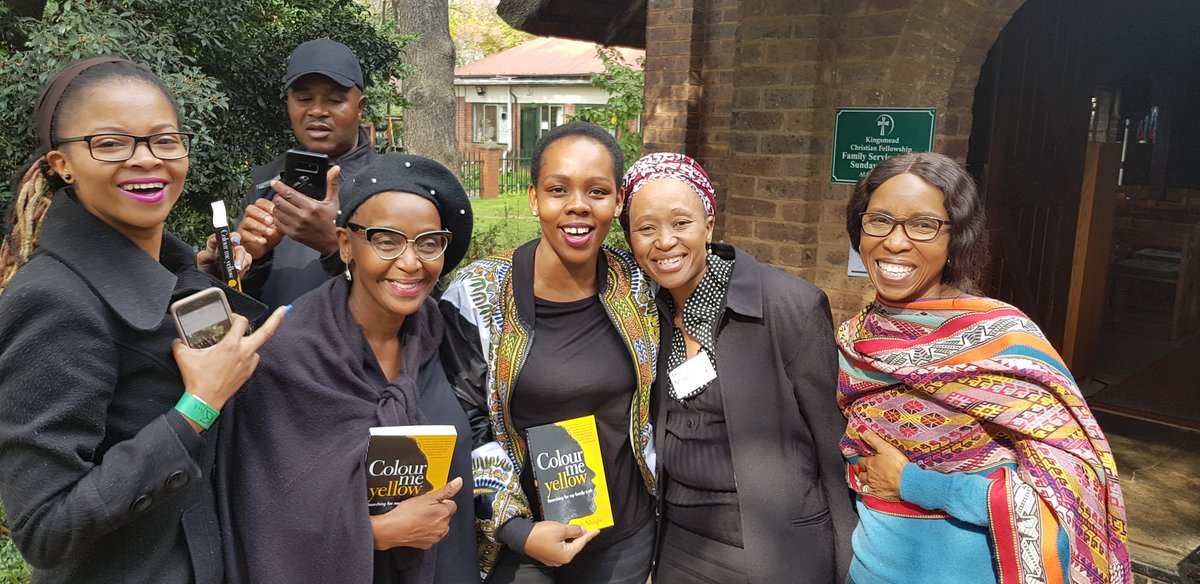 Lebo_O_Thabile's tweet photo. @KingsmeadBF Something special about meeting the author. Thuli is super special too #ColourMeYellow #KBF18 https://t.co/i2XygU1Tp4