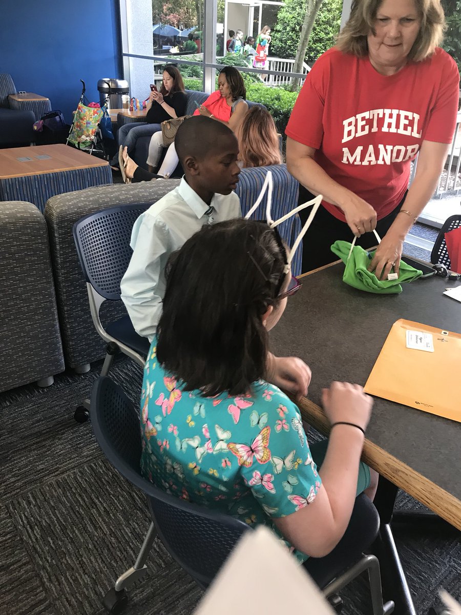 KhristaBrownlee's tweet photo. Preparing for his first Great Computer Challenge at ODU! #bmes #ycsd #ODU #futureengineer #greatcomputerchallenge #gcc https://t.co/10vb4aXwMb