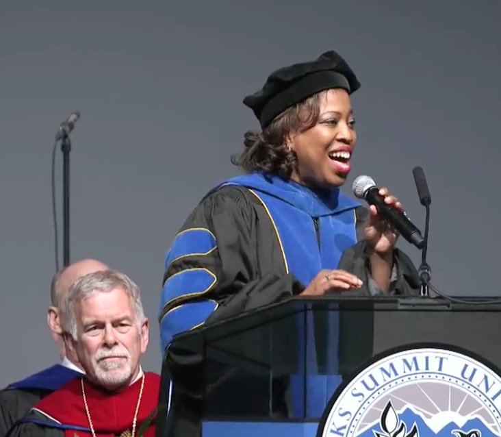 ClarksSummitU's tweet photo. Dr. @KeziaCurryMusic sings a beautiful rendition of "That Name."  #CSUgrad18 #CsUlater https://t.co/tHI0FGkLbX