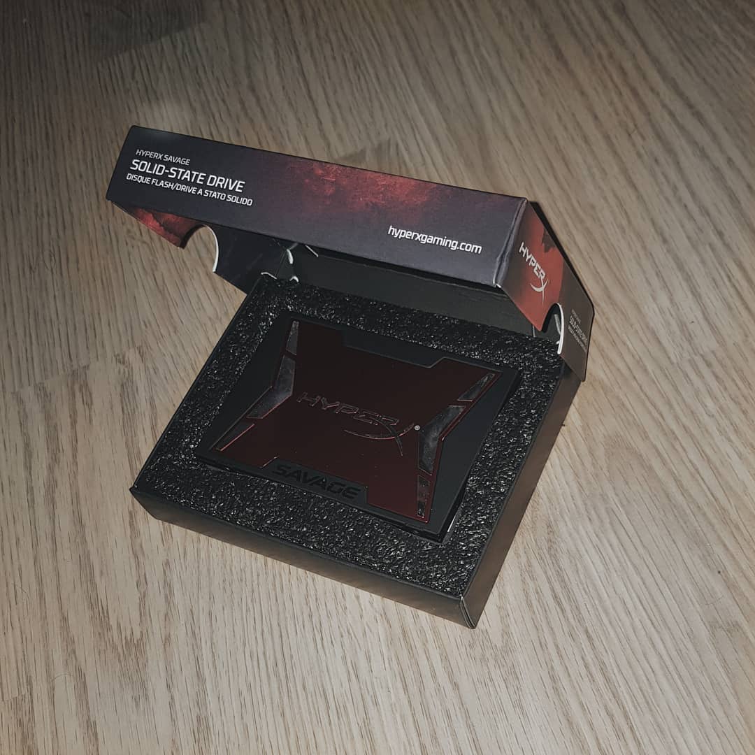 tudorzeicu's tweet photo. Savage, baby! 🔥
#hyperx #savage #hyperxsavage @HyperX https://t.co/DYMOm8gq3t