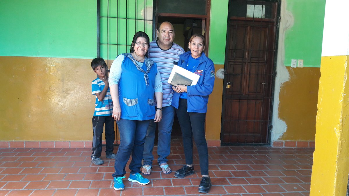 MariteLescano's tweet photo. #CPPS2018 #Acompañamiento del Director Lius Gonzalez al CAI 15 Esc 4307 El Quebrachal #Ballivian @aniberruezo @fguillesaavedra @artydance23 @patriciapinasco https://t.co/Ia0skkE7mp