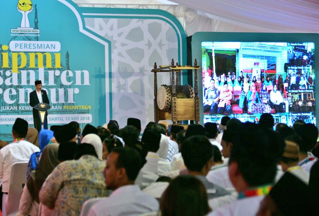 Joko Widodo tweet media