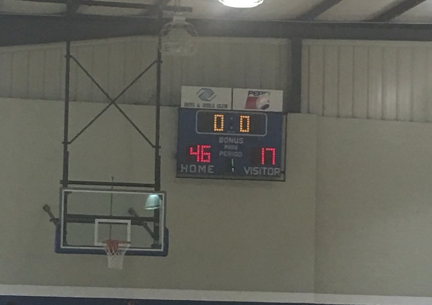 SMACAkron's tweet photo. #SMACAkron25 finishes strong moving onto game 2! From my vantage point the Game MVP goes to Nicola! Finishing at the rim with both hands, 4-5 blocks, running the court! Great game boys! https://t.co/9Wj7Dxrt92