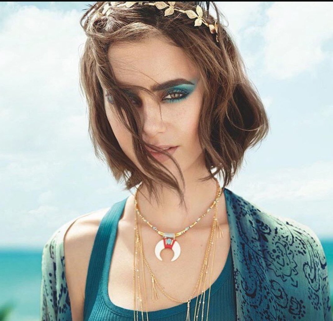 ClarissaB_NG's tweet photo. #festivallooks https://t.co/mfOfOQssRC