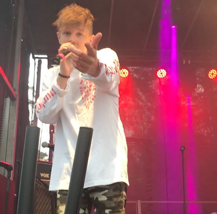 TMLDotCom's tweet photo. May 11: Fan taken photos of The Main Level performing in Tønsberg. {4} https://t.co/L2sN5VWjL2
