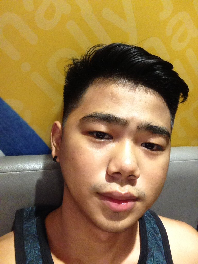 papieyjay's tweet photo. yep, i'm still available 😉 https://t.co/k9GPzHH0tU