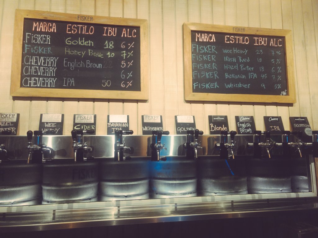 CervezaFisker's tweet photo. 👉 Variedad de estilos
👉 10 Canillas
👉 Recargamos todo el finde
👉 Pinta al paso

# F I S K E R # 
📍 Güemes 4790 (casi Juan B Justo) 📆 Todos los días

#Fisker #Fábricaboutique
#Cervezaartesanal #Despachodecerveza #Irishred #porter #ipa #weissbier #golden
#craftbeer #growler https://t.co/tpbb1R2D99
