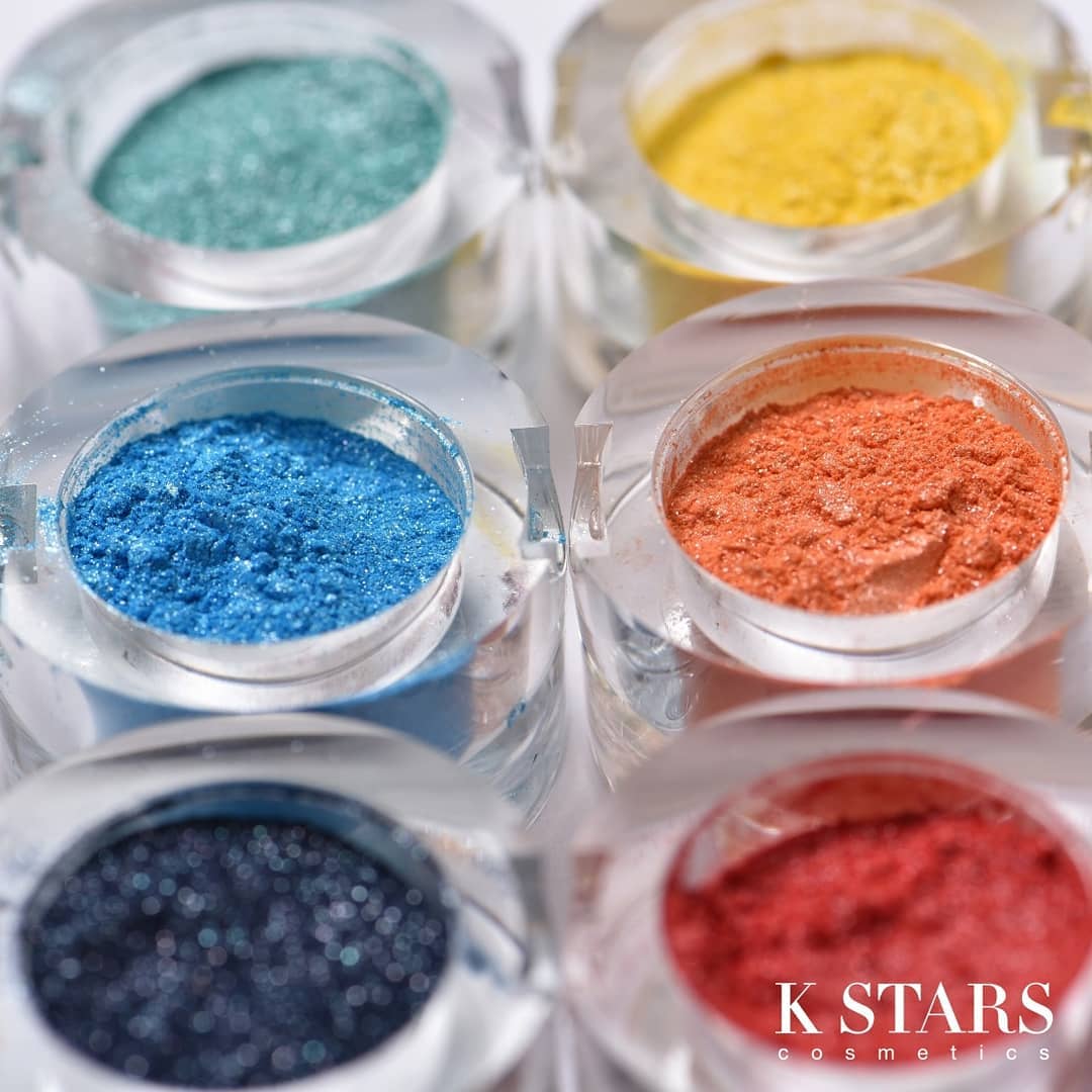 kstarskw's tweet photo. Shine bright in all colors.
The Cube Mall - Salmiya
#glitter #tutorialmakeup #thecubemall #kstars #professionalmakeup #makeupartist #dressyourface #makeupaddict #makeuplooks #makeuplover #makeupkuwait https://t.co/SQOEiiFwcN