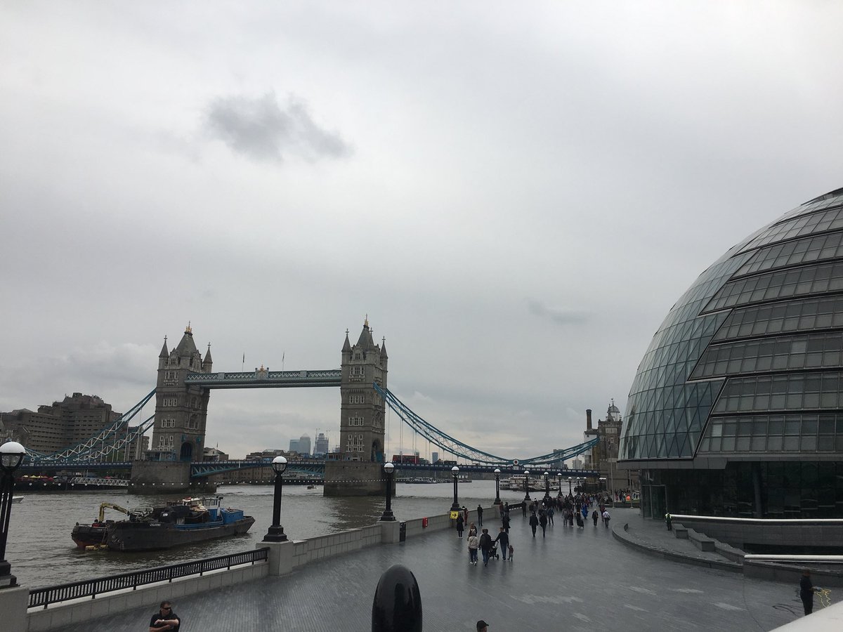 <a href="/walklondon/">walklondon</a> brilliant and informative walk City Hall to Canary Wharf today <a href="/TfL/">TfL</a> PLEASE keep sponsoring the fabulous free walks 🙏🏻