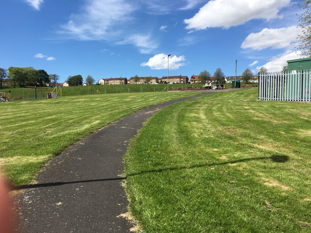 Great to see youngsters participate at the #PlayGathering today in #KilbirniePark. Join us for a walk around tomorrow (11:00-13:00 and 14:00-16:00) & share your ideas for how the space could be used. #kilbirniegatheringplace