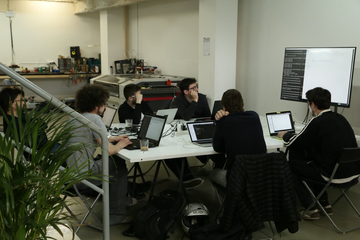 rotorstudio's tweet photo. Un nuevo #openrotor de #Python para usuarios de #Touchdesigner impartido por @ERamirez_ @espaierreBCN @1null1 #Barcelona https://t.co/OOWwuZv5mM