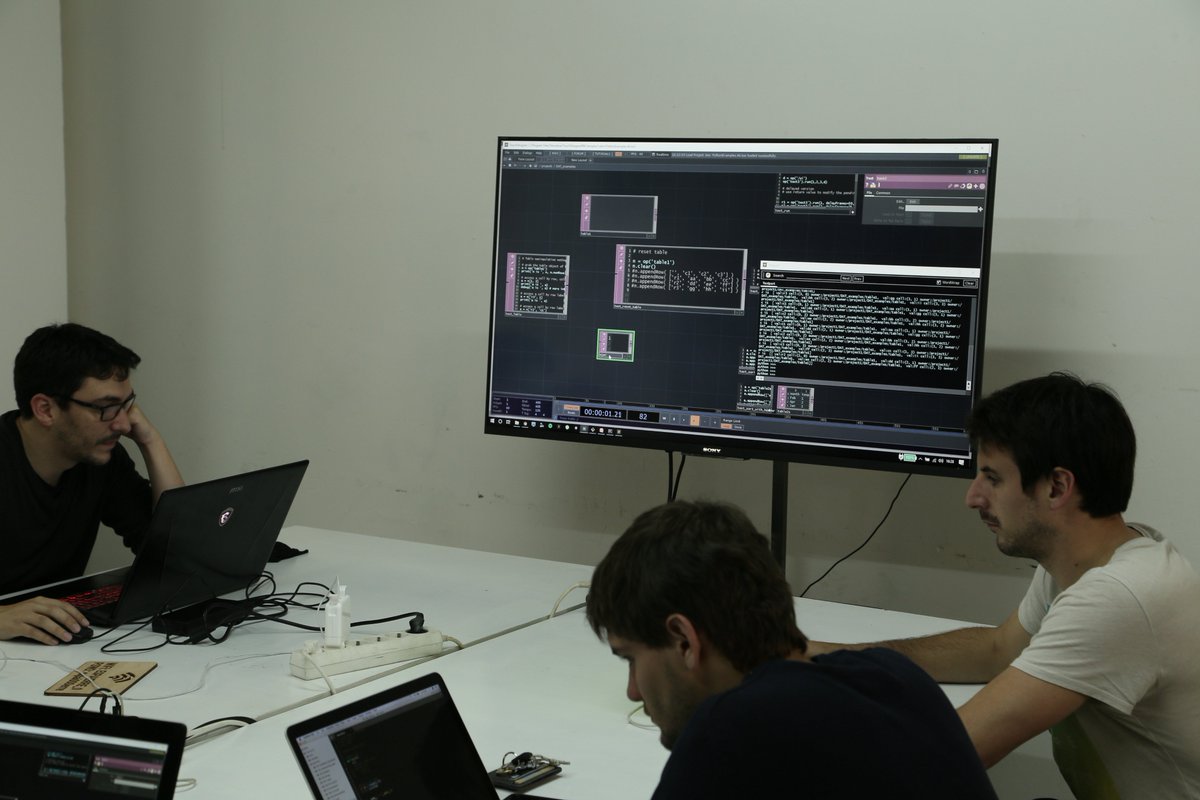 rotorstudio's tweet photo. Un nuevo #openrotor de #Python para usuarios de #Touchdesigner impartido por @ERamirez_ @espaierreBCN @1null1 #Barcelona https://t.co/OOWwuZv5mM