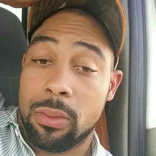 yellowboy19801's tweet image. #Music #sittingaround #liveme 🐌Knight Crawler2:
liveme.com/share/index_li…