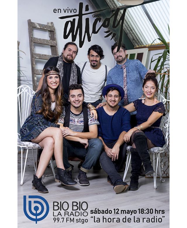 aticoyChile's tweet photo. ¡ATENCIÓN AMIGOS! .
.
Estaremos HOY, sábado 12 de mayo a las 18:30 hrs, en el programa #LaHoraDeLaRadio por @radiobiobio, 99.7 FM en Santiago y https://t.co/mu7HOv7FNI en todo Chile. Conversaremos con @majo.gutierrezg y @vaqueroried sobre nuestra historia y lo que se viene y … https://t.co/YaN0zTnbZD