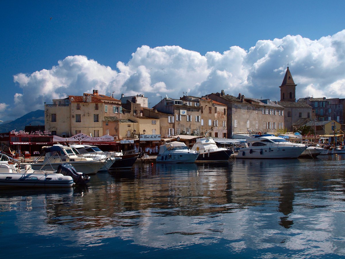 valerie12031966's tweet photo. Très belle photo,du "Quartier du Port" à #STFlorent,micro région du #Nebbio....Par P.Bona #Corse Méditerranée Belle soirée à touS,et à plus...🌸 https://t.co/Lf1TrK1MEn